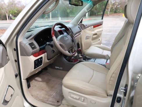 Used 2009 Lexus GX 470 image 12