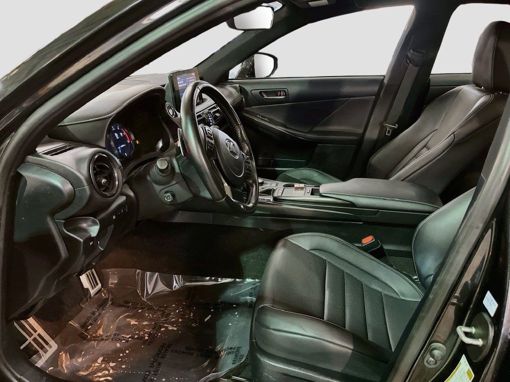 Used 2025 Lexus IS 350 F Sport RWD image 21