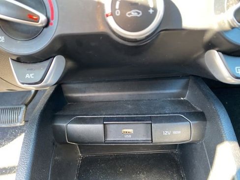 Used 2022 Kia Rio LX image 20