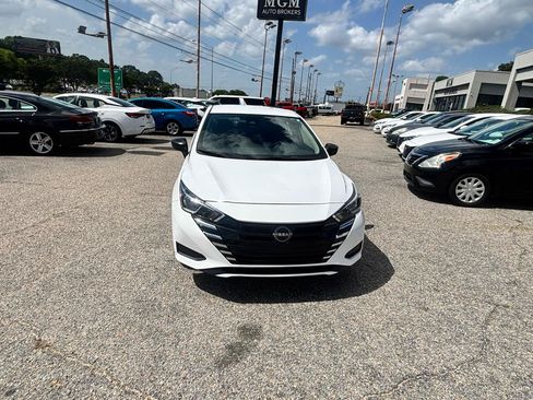 Used 2023 Nissan Versa S FWD image 33