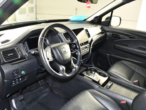 Certified 2022 Honda Passport Elite image 2