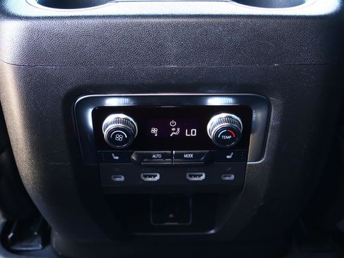 Used 2023 GMC Yukon AT4 w/ AT4 Premium Package image 14