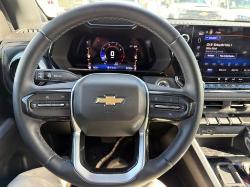 Used 2023 Chevrolet Colorado LT w/ LT Convenience Package image 26