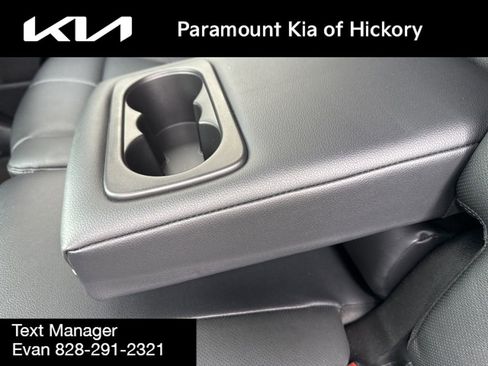 Used 2025 Kia Telluride EX image 19