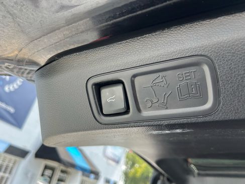 Used 2018 Ford Expedition XLT w/ Equipment Group 202A image 27