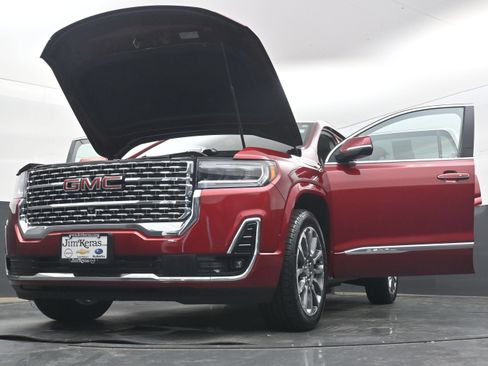 Used 2022 GMC Acadia Denali w/ Denali Ultimate Package AWD/4WD image 40