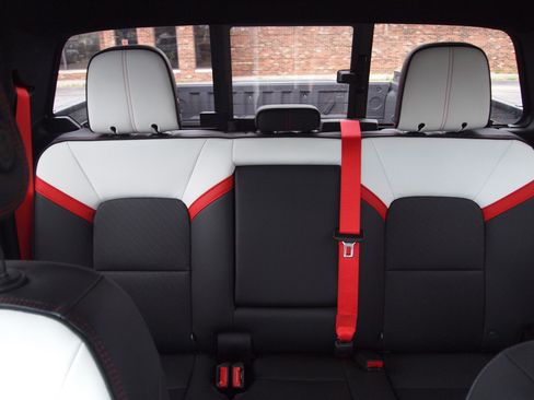 Used 2023 GMC Canyon AT4X w/ Edition 1 image 26