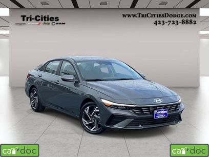 Used 2025 Hyundai Elantra SEL