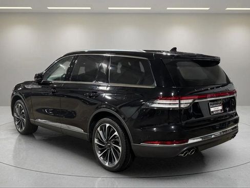 Certified 2024 Lincoln Aviator Reserve w/ Equipment Group 201A image 17