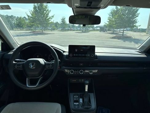 Used 2024 Honda CR-V EX image 5