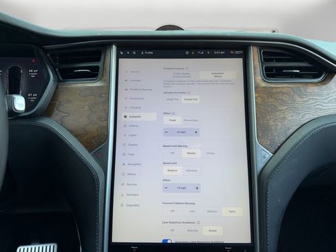 Used 2020 Tesla Model X Long Range AWD/4WD image 20