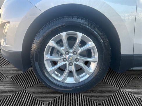 Used 2021 Chevrolet Equinox LT image 14