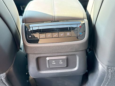 Used 2027 INFINITI QX60 Pure w/ Cargo Package FWD image 27