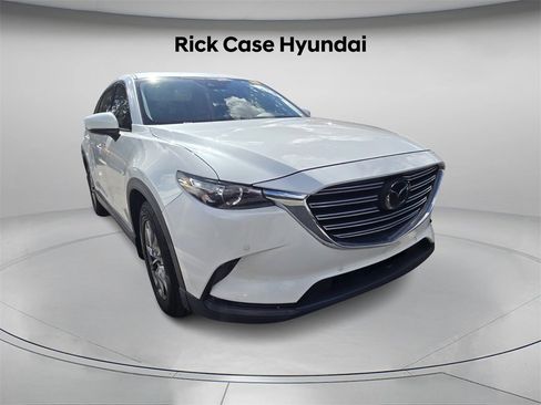 Used 2018 MAZDA CX-9 Touring w/ Touring Premium Package image 3