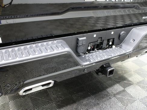 Used 2025 GMC Sierra 1500 Denali Ultimate image 48