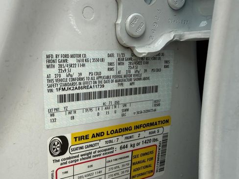 Used 2024 Ford Expedition Max Limited image 24