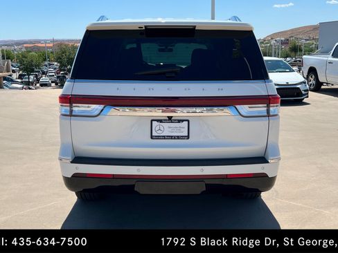 Used 2024 Lincoln Navigator L Reserve AWD/4WD image 4