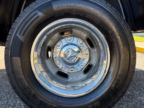 Used 2024 RAM 3500 Big Horn image 33