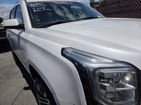 Used 2019 GMC Yukon Denali w/ Denali Ultimate Package AWD/4WD image 3