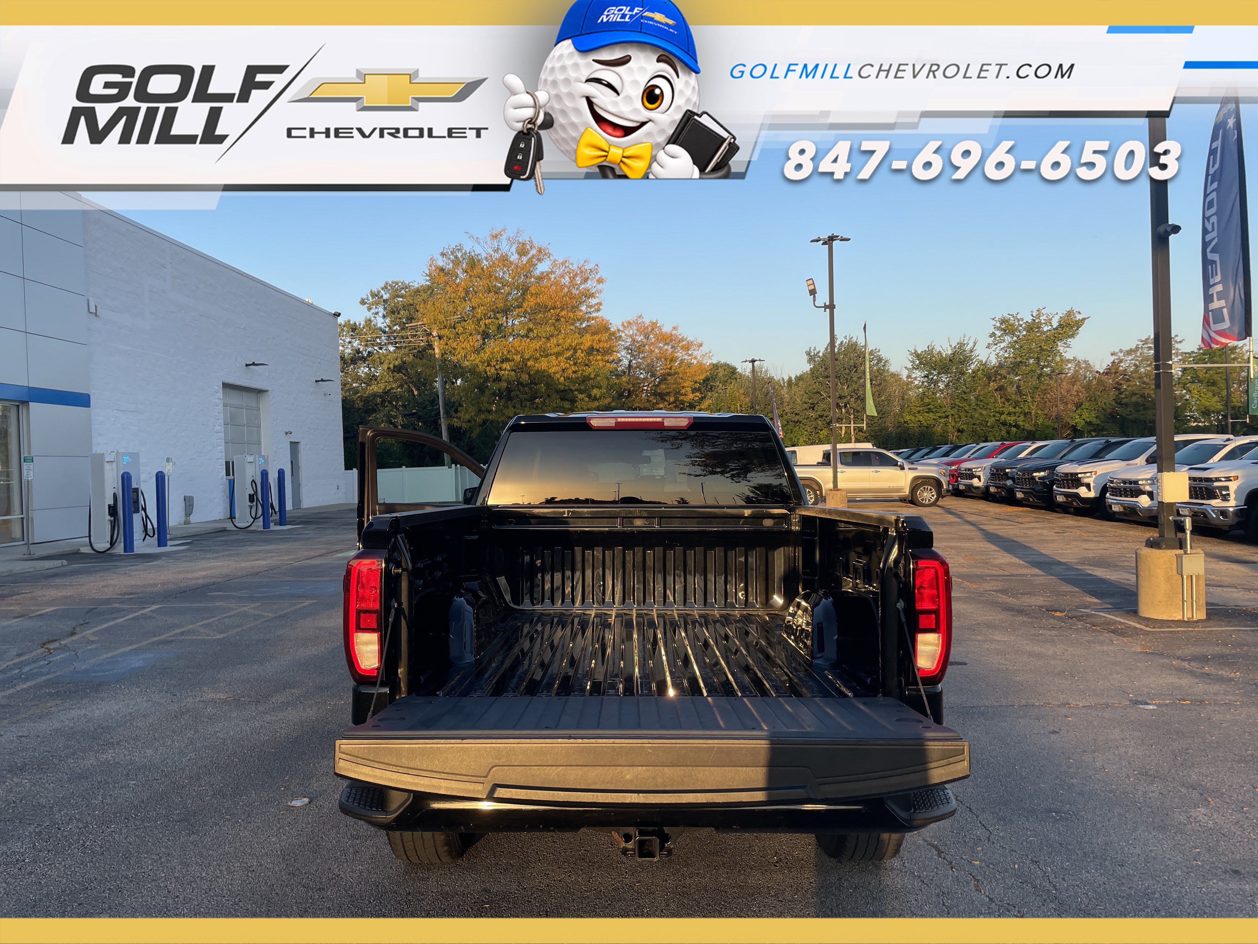Used 2019 GMC Sierra 1500 Elevation w/ Elevation Value Package AWD/4WD image 12