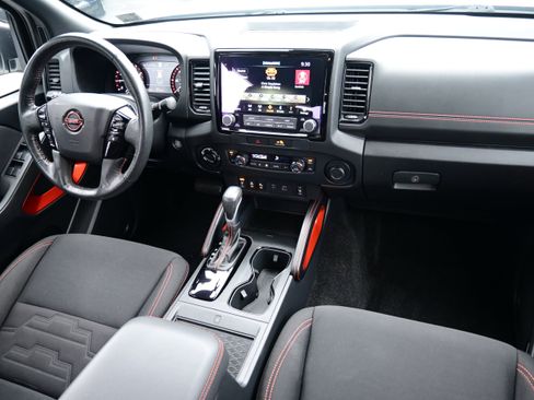 Certified 2022 Nissan Frontier PRO-4X image 18