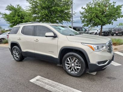 Used 2017 GMC Acadia SLT