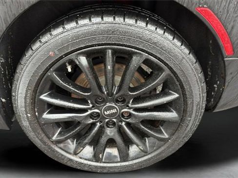 Used 2017 MINI Cooper Clubman S image 27