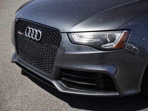 Used 2015 Audi RS 5 Coupe w/ Black Optic Plus Package AWD/4WD image 12