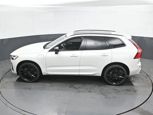 New 2026 Volvo XC60 T8 Ultra w/ Climate Package AWD/4WD image 30