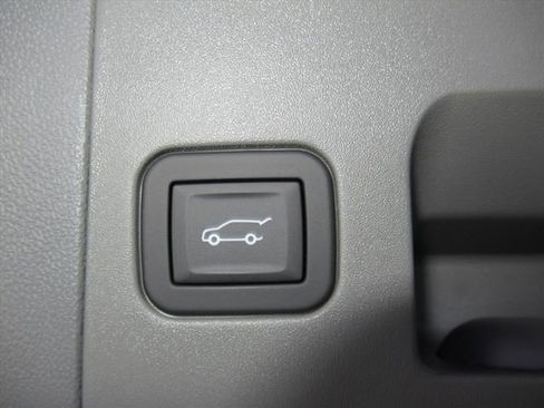 New 2026 Cadillac XT5 Premium Luxury w/ Driver Assist Package image 16