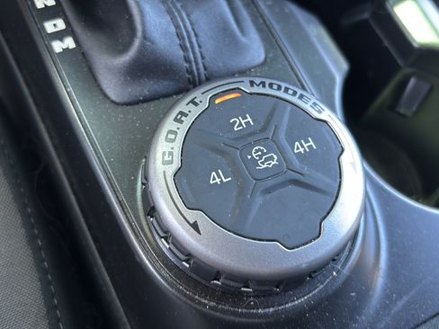 Used 2022 Ford Bronco Outer Banks AWD/4WD image 17