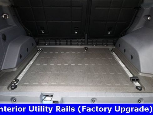 Used 2024 INEOS Grenadier Fieldmaster Edition image 15