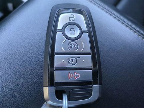 Used 2021 Ford Explorer XLT w/ Equipment Group 202A image 29