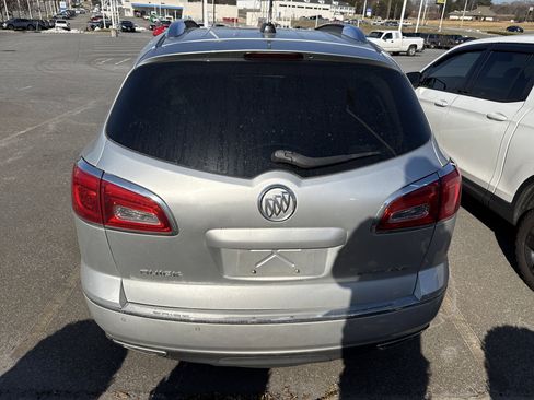 Used 2016 Buick Enclave Leather image 9
