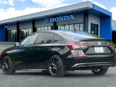 Certified 2025 Honda Civic Sport image 10