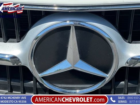 Used 2025 Mercedes-Benz C 300 4MATIC Sedan image 40