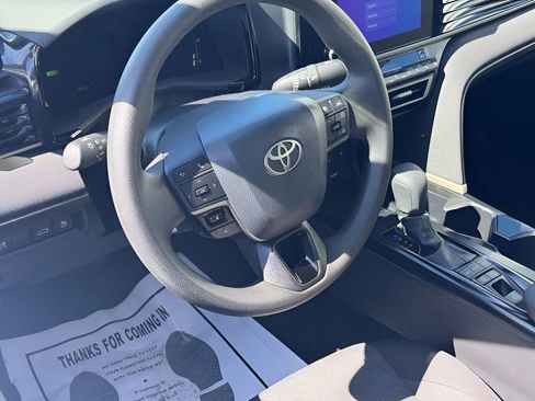 Used 2026 Toyota Camry LE FWD image 15