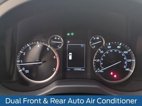 Used 2023 Lexus GX 460 Premium image 25