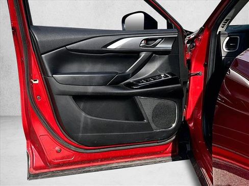 Used 2021 MAZDA CX-9 Touring w/ Touring Premium Package image 18