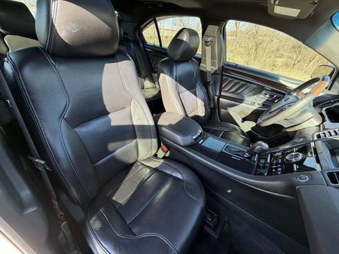 Used 2017 Ford Taurus Limited image 15