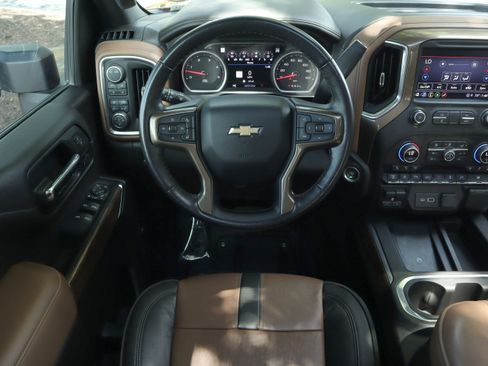 Used 2022 Chevrolet Silverado 3500 High Country AWD/4WD image 31