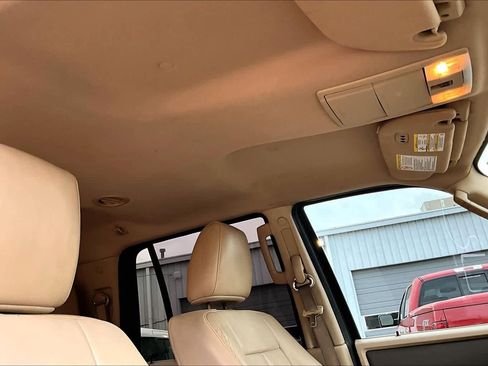Used 2014 Ford Expedition XLT w/ Equipment Group 202A RWD image 14