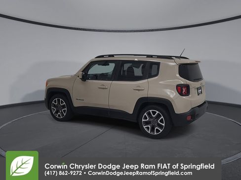 Used 2016 Jeep Renegade Latitude image 10