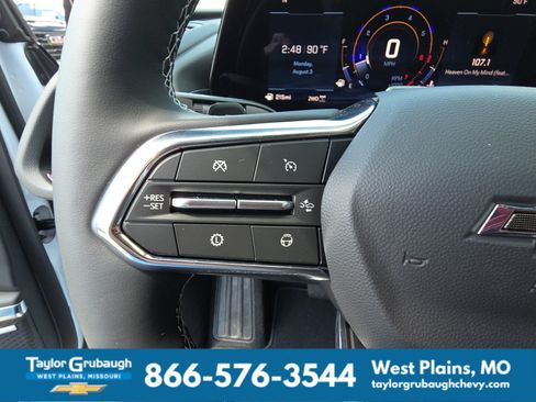 New 2026 Chevrolet Traverse Z71 w/ Enhanced Driving Package AWD/4WD image 18