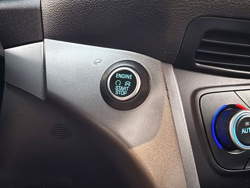 Used 2019 Ford Escape SEL image 15