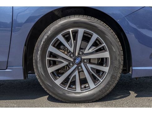 Used 2019 Subaru Legacy 2.5i Premium AWD/4WD image 9