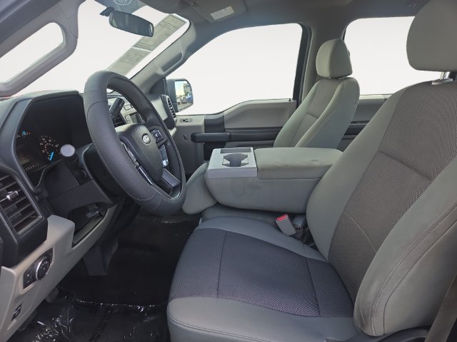 Used 2016 Ford F150 XL w/ Equipment Group 101A Mid RWD image 9