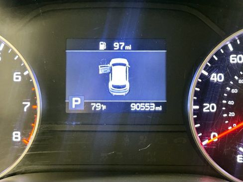 Used 2020 Kia Sportage LX FWD image 12