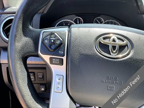 Used 2016 Toyota Tundra SR5 w/ SR5 Upgrade Package AWD/4WD image 17