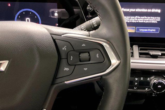 Used 2025 Chevrolet Trax ACTIV w/ Driver Confidence Package FWD image 19